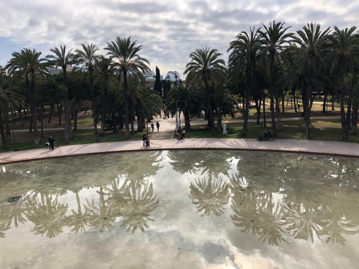 Colon Market Downtown Valencia Bagian luar foto